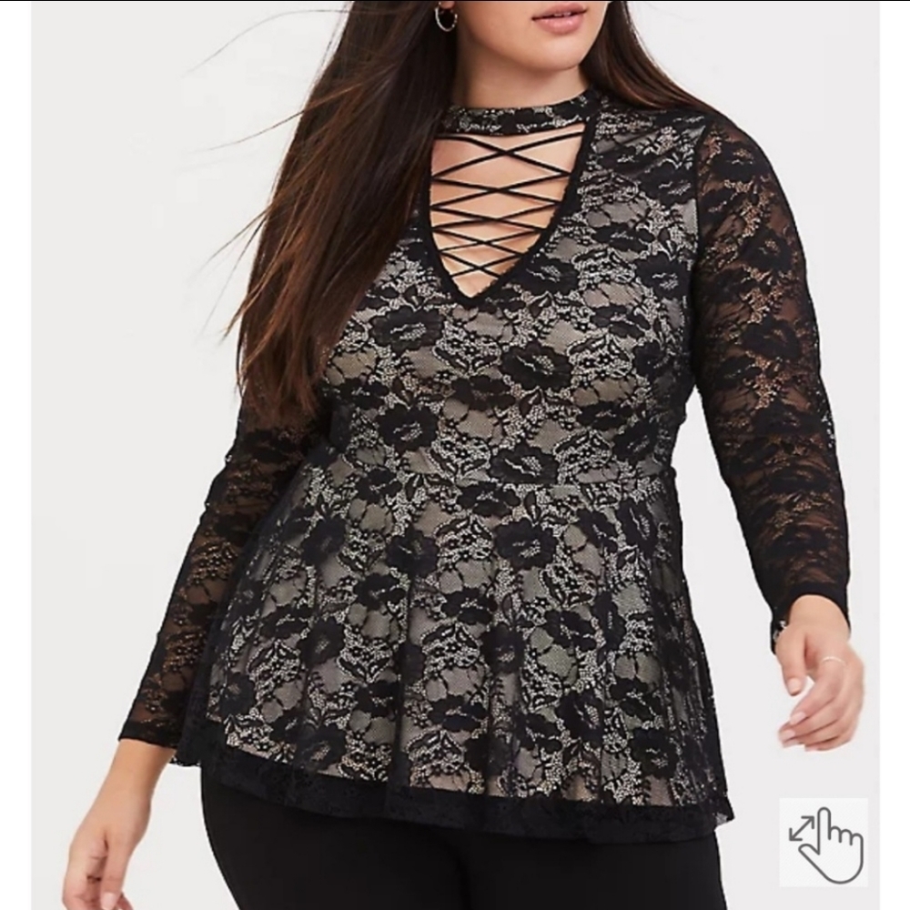 NWT Torrid Lace Lattice Neckline Long Sleeve Peplum Blouse Black Women’s Plus 2X